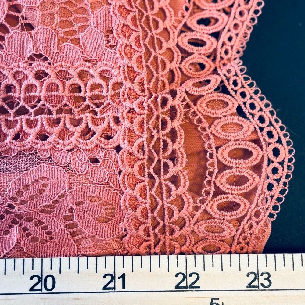 Adiva Crochet Lace Sleeveless Blouse Boho Crochet Scalloped Hem Rust Orange Sz L - Picture 9 of 12